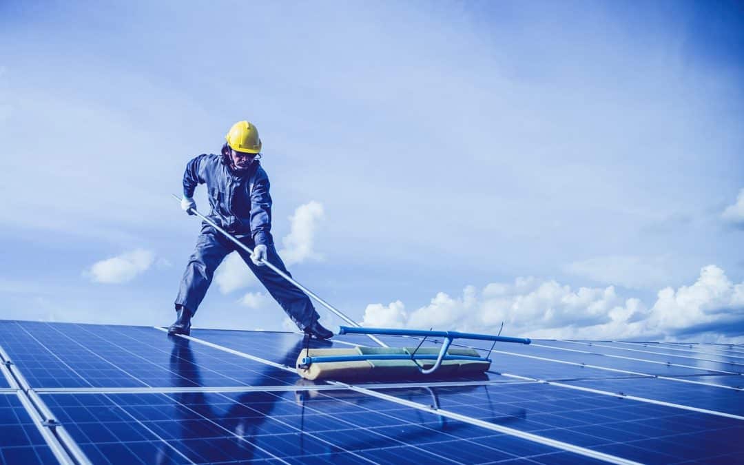Easy Tips for Cleaning Solar Panels